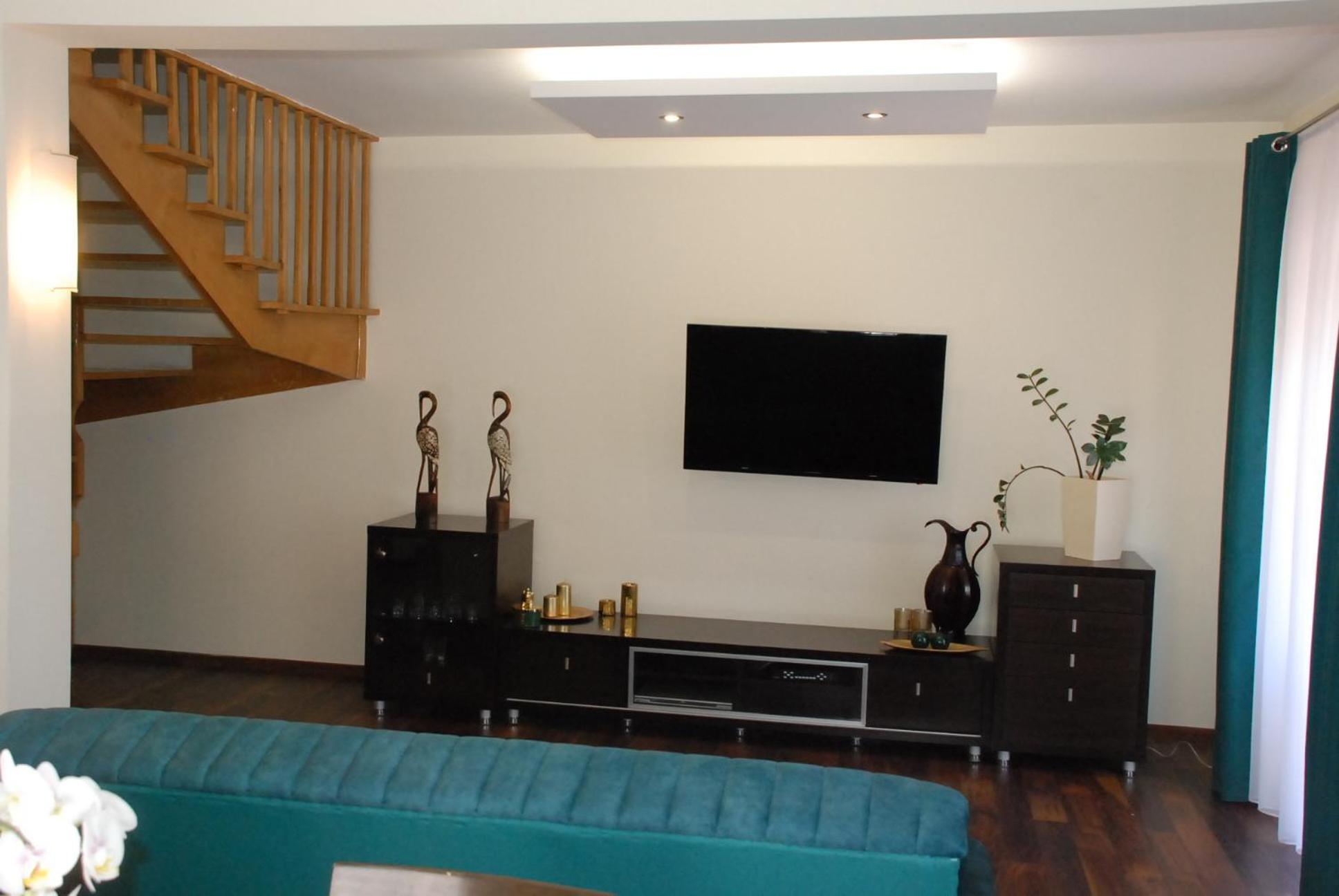 Hotelik Manhatan ราจินโปดลาสกี ภายนอก รูปภาพ